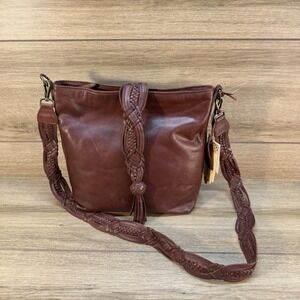 New Artisans India Crossbody Bag Handcrafted‎ Woven Warm Cognac Brown Artsy Boho